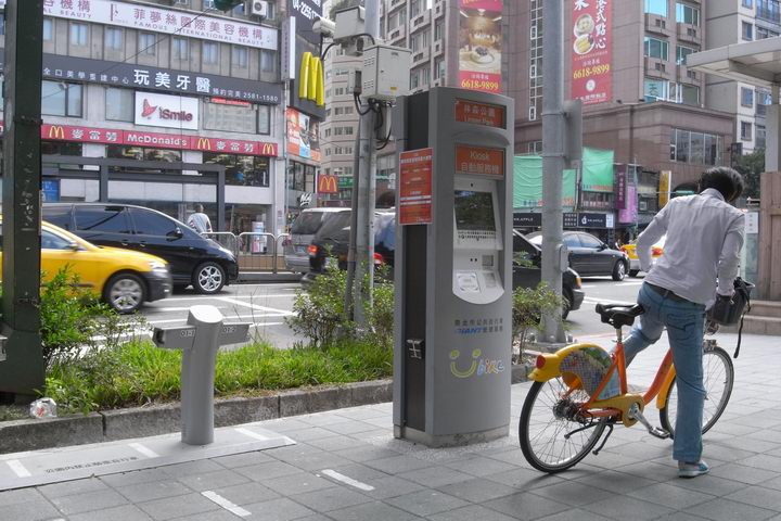 シェア・サイクルのステーション